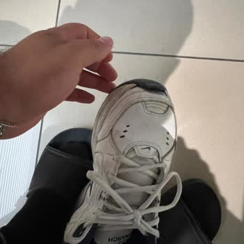 Garanti Red Edilen Nike Air Monarch Ayakkabımda Üretim Kusuru