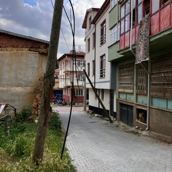 Türk Telekom Direkteki Kablo Kopukluğu Nedeniyle 10 Gün Süren İnternet Kesintisi