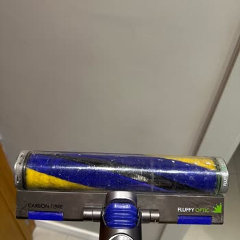 Dyson V12 Lazer Başlığı Hortumu Tekrar Yırtıldı, Tek Parça Garantili Ücretsiz Değişim Talebi
