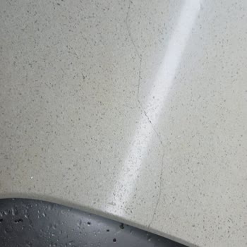 15 Yıllık Garantili Belenco Tezgahı Kısa Sürede Çatladı Ve Satıcıya Ulaşılamıyor