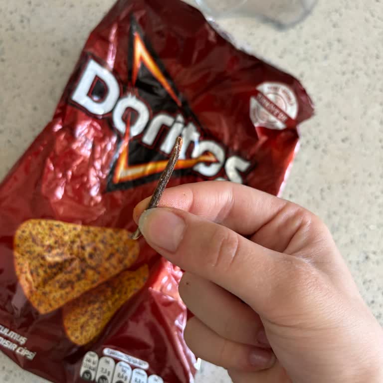 Doritos Cipsinde Sap Benzeri Yabancı Madde Ve Hijyen Endişesi