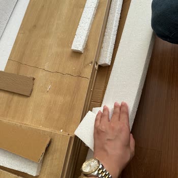 Kırık TV Ünitesi Teslim Edildi, Hızlı Yeniden Gönderim Talebi
