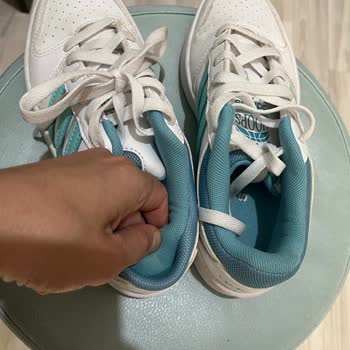 Dikiş Hatası Olan Adidas Ayakkabı İçin İade Reddedildi