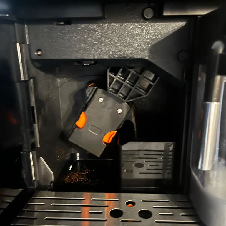 Arçelik Imperium Barista 6395 Kahve Makinesinin Tekrarlayan Arızası Ve Değişim Talebi
