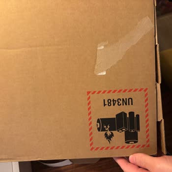 Amazon’da Alınan Macbook Pro Yerine Seramik Çıktı Ve Cevap Yok