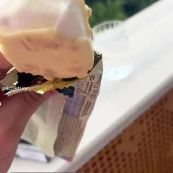 Magnum Yanlış Ürün Çikolata Parçaları Yok