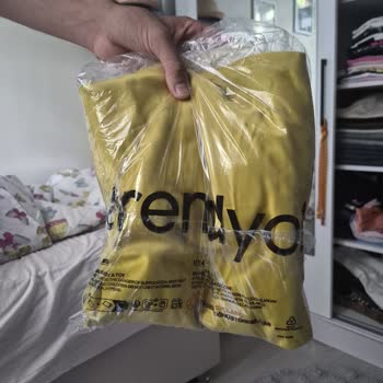Trendyolmilla Yanlış Renk Elbise Gönderildi, Orijinal Ürünüm Geri Gelmedi