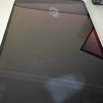 Yanmış Ekranlı IPad Air 3 Satın Alındı, Satıcı Reddetti, Tam İade Talebi