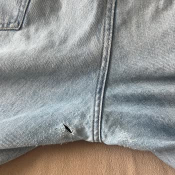 Massimo Dutti Jean Pantolonunda Ağ Yırtılması Ve Etiket Kesilmesi Nedeniyle Değişim Talebi