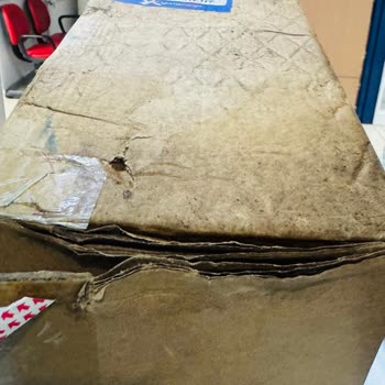 Karaman Yurtiçi Kargo Şubesinde Kırılabilir Etiketli Pakette Hasar Ve Ücret İadesi Talebi