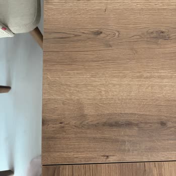 Lucenta Yemek Masası Ve TV Ünitesindeki Üretim Hatası Nedeniyle Değişim İsteği