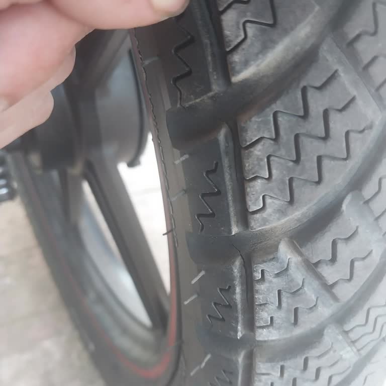 Yeni Alınan Billas Lastiğin Çatlaması Ve Ücret İadesi Talebi