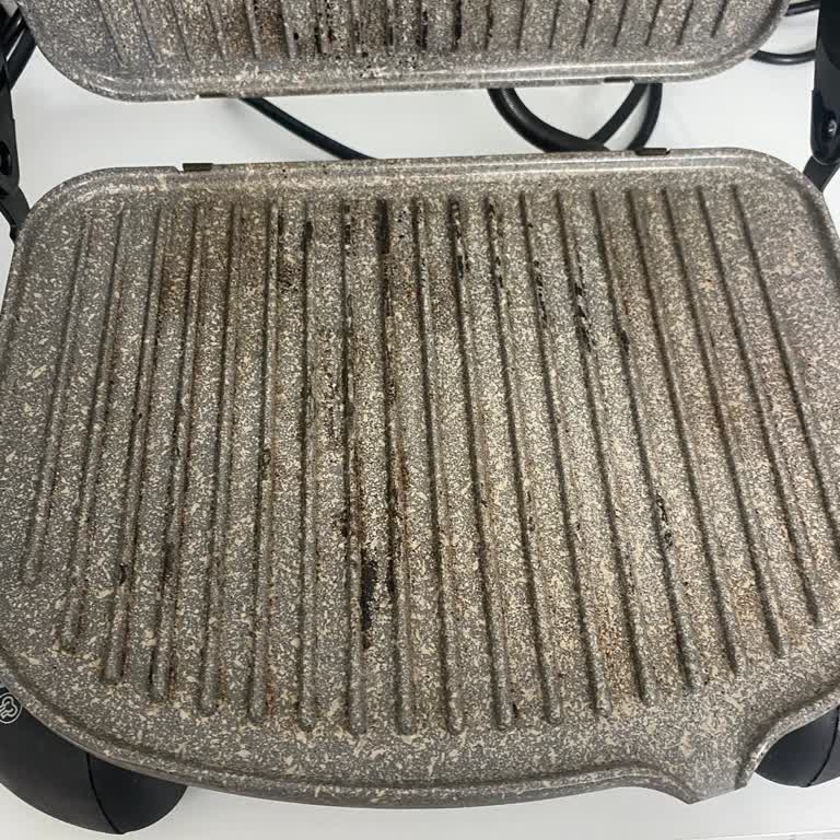 Korkmaz Tost Makinesinde Plakaların Kahverengileşmesi Ve Yapışma Problemi, Değişim İsteği
