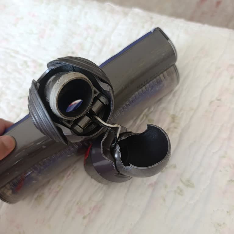 Dyson V11 Süpürge Başlık Parçası Kırıldı Garanti Kapsamı Dışında Ücret Talebi