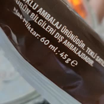 Bademli Dondurmanın Kireç Gibi Kıvamı Kalite Şikayeti