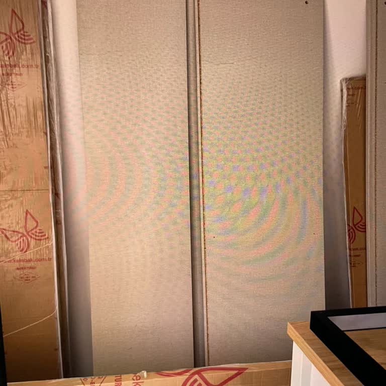 Kelebek Kırık Gardırop Teslimatı Ve Montaj Sorunu