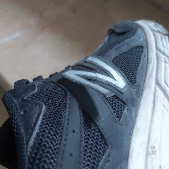 Idefix'ten Aldığım New Balance Ayakkabısının Kısa Sürede Açılması Ve İade Talebine Cevapsızlık