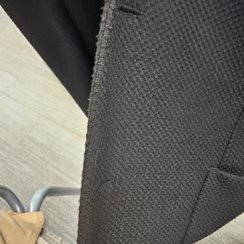 Adıyaman Sarar Mağazasında Kısa Sürede Yıpranan Ceket İçin Değişim Ve İade Talebi