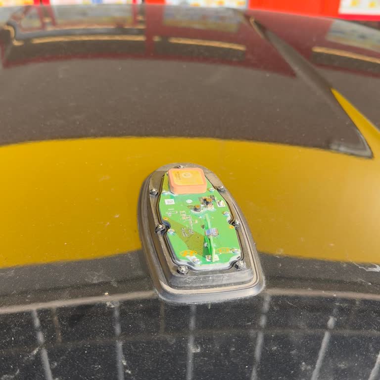 Yeni Hyundai I10 Anteni Kendi Kendine Düşerek Ücretsiz Onarım Talep Ediyorum