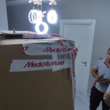 Media Markt'ta Hasarlı Ürün Teslimatı Sonrası İade Değişim Talebinde Cevapsız Kalması