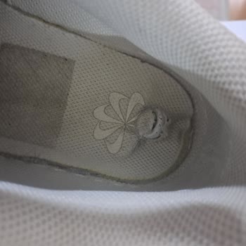 Nike Ayakkabısında Topuk Delik Sorunu Ve Değişim Talebi