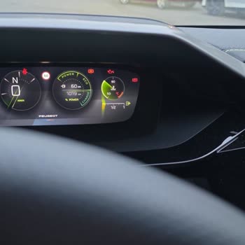 Peugeot 408'de Yağ Uyarısı Sorunu Ve Yetkili Servisin Çözüm Bulamaması