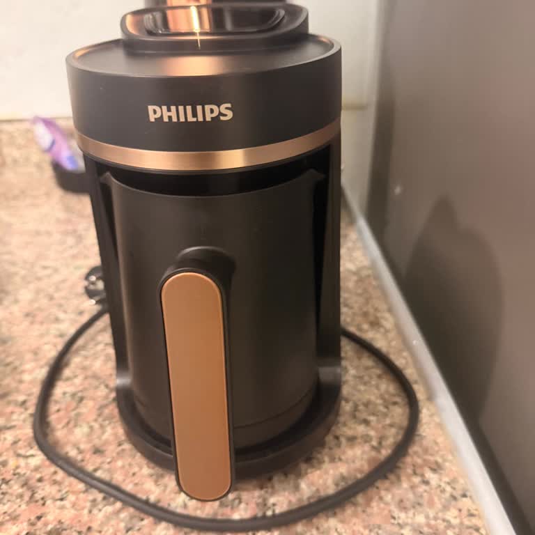Alınan Philips Kahve Makinesi Bir Ayda Çalışmaz Oldu, Satıcıdan Yanıt Gelmedi