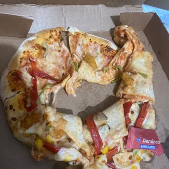 Domino's'ta Dağınık Pizza Teslimatı İçin Ücret İadesi Talebi