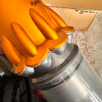 Dyson V12 Ücretli Bakım Hizmetinde Yüzeysel Temizlik Ve Kalite Eksikliği