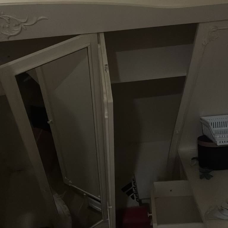 Eksik Montaj Ayakları Nedeniyle Düşen Gardırop İçin Ücretsiz Parça Talebi