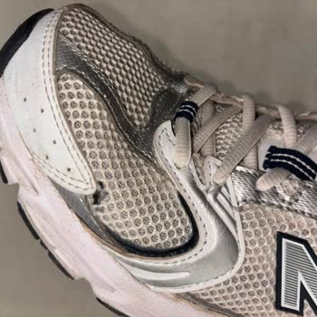 New Balance Ayakkabısında Kısa Sürede Yan Açılma: Üretim Hatası Ve İade Talebi