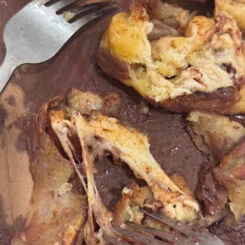 Cebeci Domino's Şubesinde Çiğ Cinnamon Roll Ve Kaba Müşteri Hizmetine Şikayet