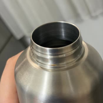 Paslanmaz Çelik Termosun Kapakta Paslanması Ve Değişim Talebi