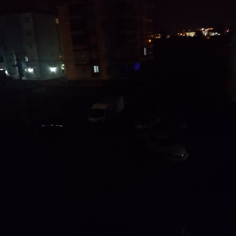 Buharaevler Mahallesi Sokak Aydınlatması Arızalı Ve Güvenlik Risk Altında