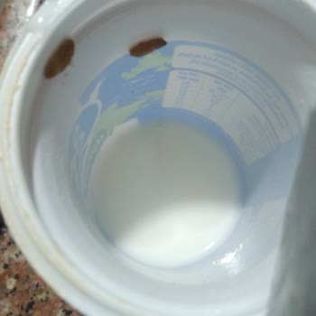 Ayranda Görülen Kurt Ve Larvalar İçin Şirketten Cevap Gelmedi