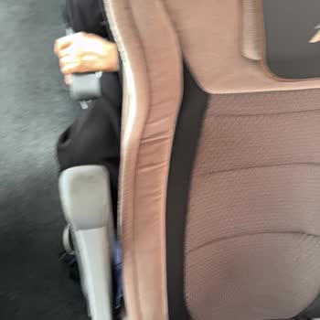 Klima Ve Emniyet Kemerinin Yokluğu Nedeniyle Sıcak Ve Güvensiz Otobüs Yolculuğu