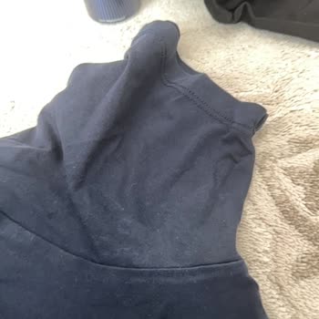 Nivea Deodorantı Kıyafetlerimde Silinmez Lekeler Oluşturdu