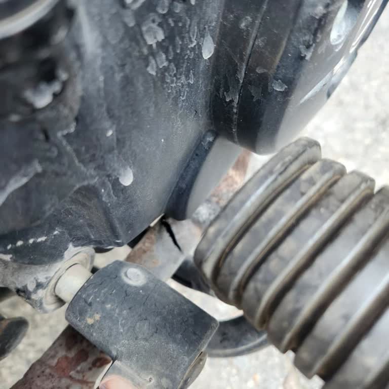 Kırılan Egzoz Parçasının Garanti Kapsamı Talebi
