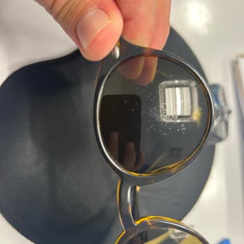 Rayban Gözlük Camları Kısa Sürede Bozuldu, Ücretsiz Değişim Talebi