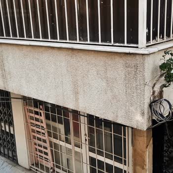 TurkNet’in İzinsiz Kabloları Binamızda Güvenlik Ve Hasar Problemlerine Yol Açtı