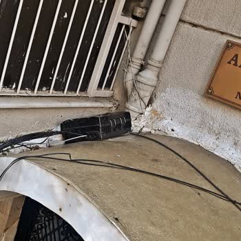 TurkNet’in İzinsiz Kabloları Binamızda Güvenlik Ve Hasar Problemlerine Yol Açtı