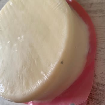 Kapalı Pakette Küflü Kaşar: Sağlık Ve Güven Sorunu