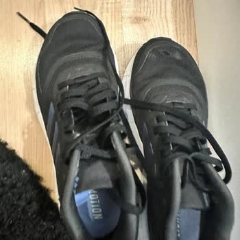 Adidas Ayakkabısında Kısa Sürede Delik Ve Kötü Koku, Red Kararı