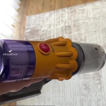 Dyson V12 Marka Süpürgenin 1 Senede Kullanılamaz Hale Gelmesi
