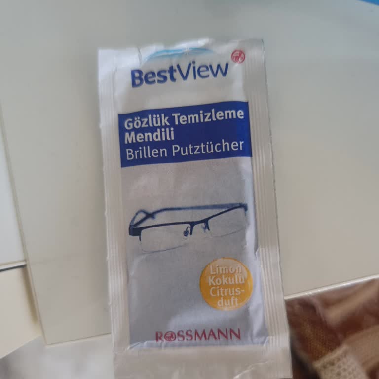 Rossmann Giresun Mağazasındaki Gözlük Temizleme Mendilleri Kuru Çıktı
