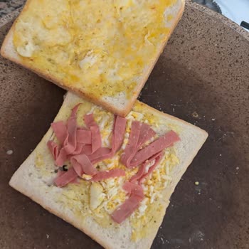 Starbucks Şubesinde Kalitesiz Kahve Ve Eksik Tost