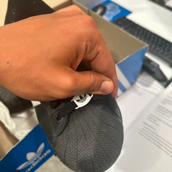 Adidas Superstar Ayakkabıda Açılma Ve Garanti Reddi