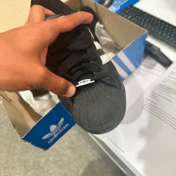 Adidas Superstar Ayakkabıda Açılma Ve Garanti Reddi