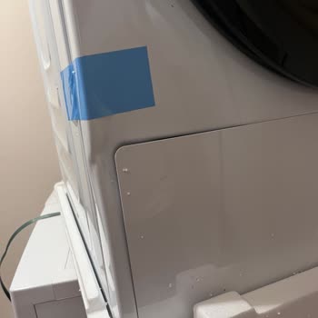 Hasarlı Çamaşır Kurutma Makinesi Teslim Edildi, Kargo Almadı Ve Müşteri Hizmetleri Yardımsız