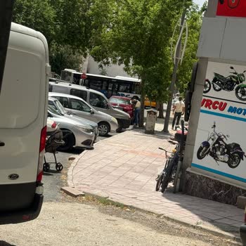 5 Numara Üniversite Hattında Güzergâh Değişikliği Ve Bilgilendirme Eksikliği Yolcuları Mağdur Ediyor